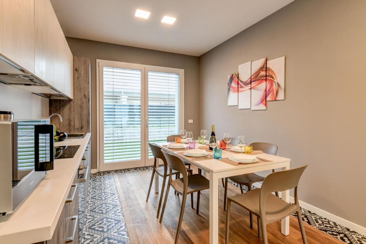 Villette Dolci Luxury Homes Peschiera del Garda Eksteriør bilde